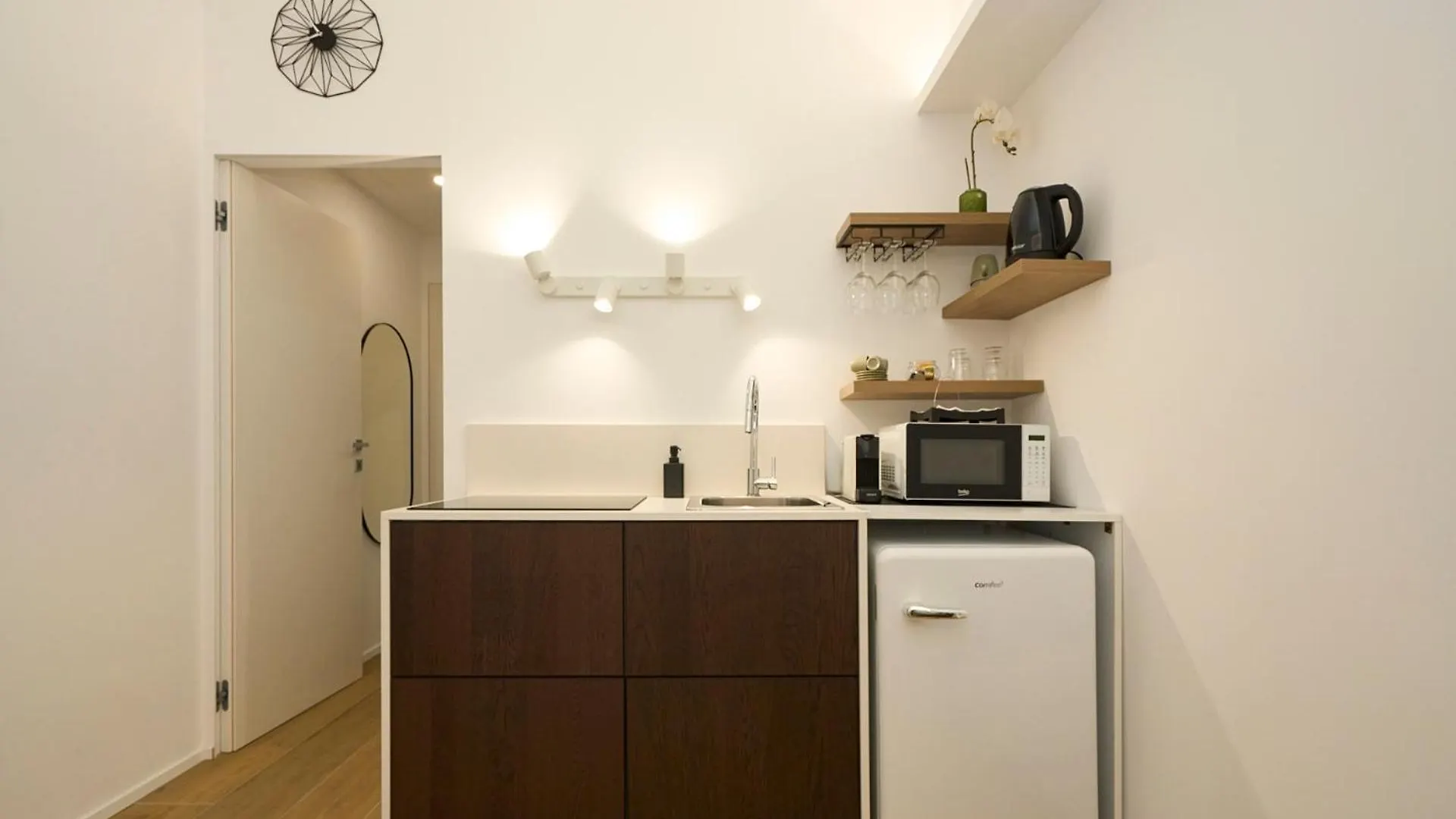Duomo 10 Min - Cozy With Netflix & Wifi Apartment Milan